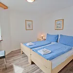 Daire Haus Bodmen C, Anemone *