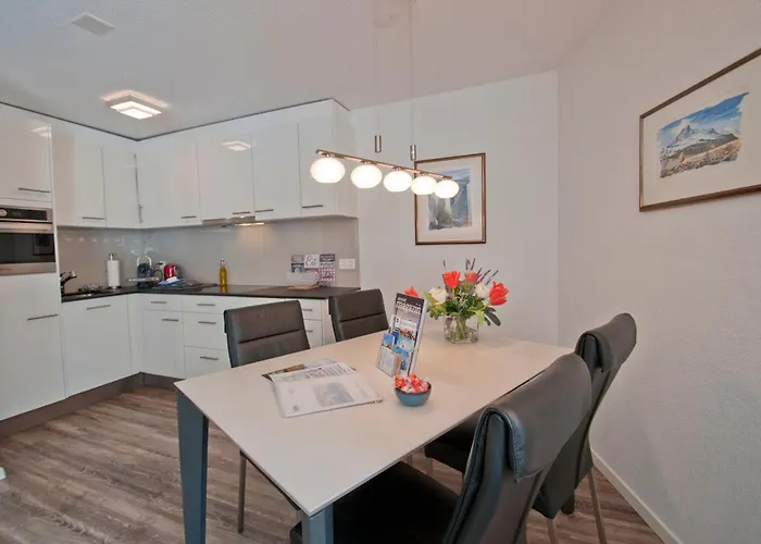 Apartment Haus Bodmen C, Anemone *