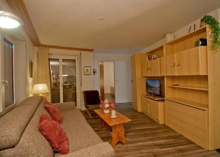 Apartment Haus Bodmen C, Anemone Zermatt